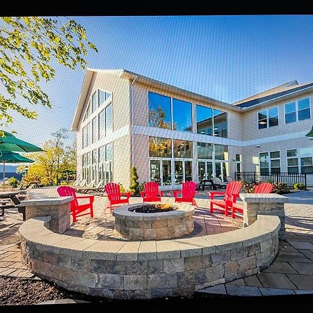 Vacation Village In The Berkshires Hancock Εξωτερικό φωτογραφία The Lake Campus