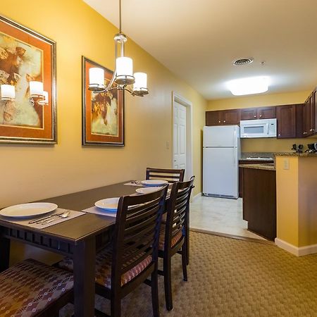 Vacation Village In The Berkshires Hancock Εξωτερικό φωτογραφία A kitchen in a typical two-bedroom unit