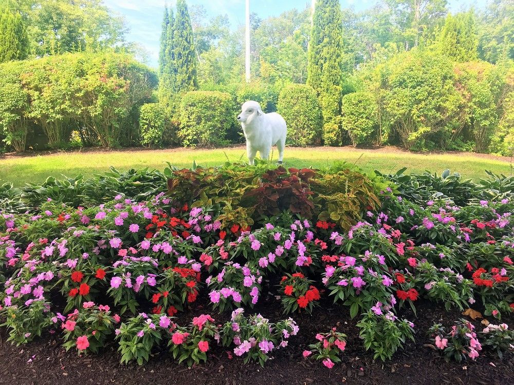 Vacation Village In The Berkshires Hancock Εξωτερικό φωτογραφία The gardens at the center