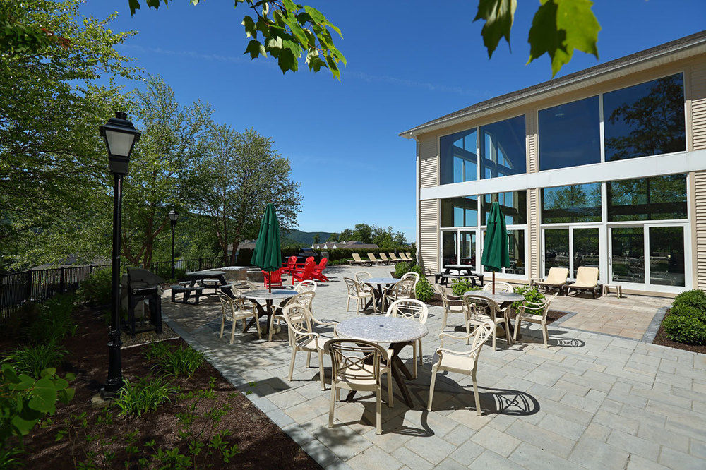 Vacation Village In The Berkshires Hancock Εξωτερικό φωτογραφία The patio at the Student Union Building