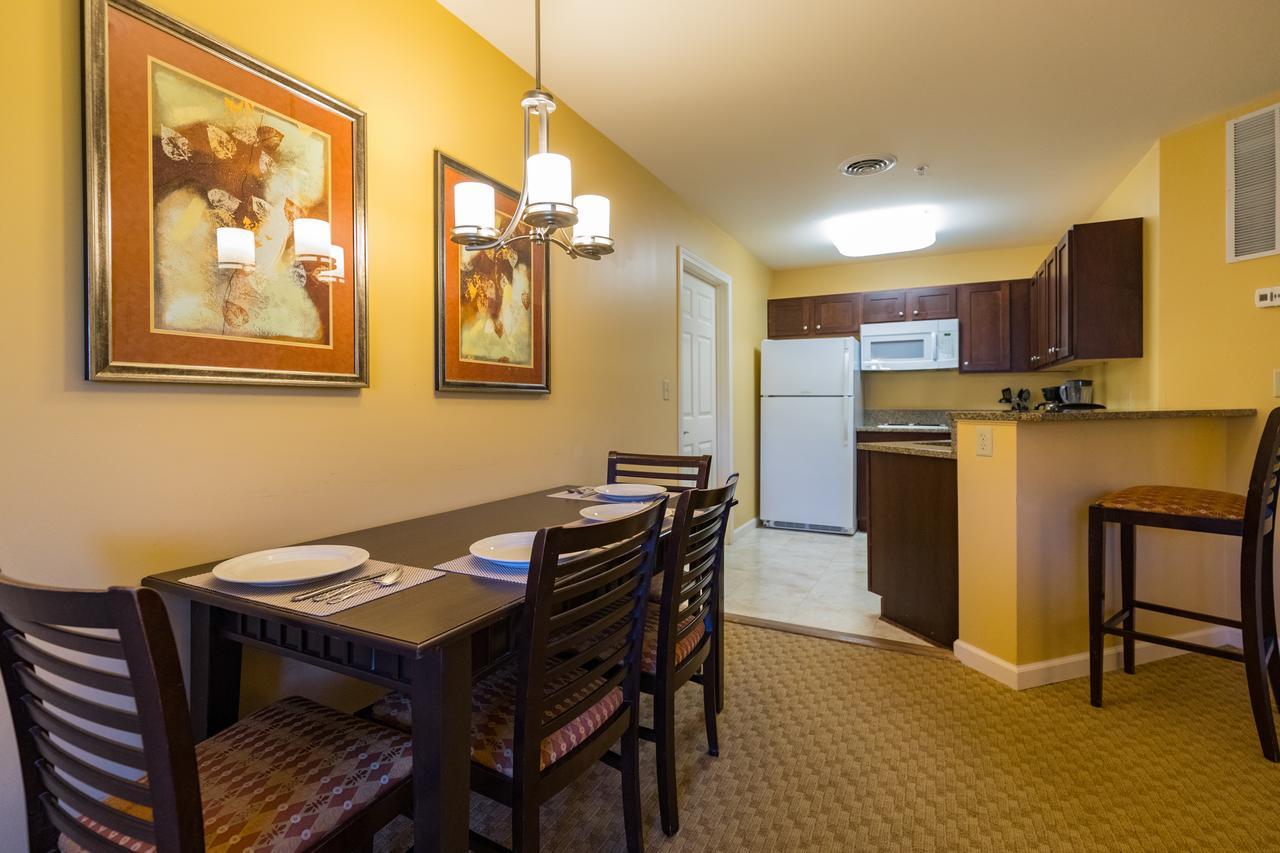 Vacation Village In The Berkshires Hancock Εξωτερικό φωτογραφία A kitchen in a typical two-bedroom unit