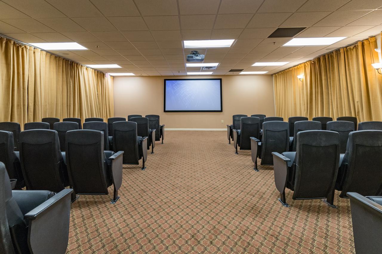 Vacation Village In The Berkshires Hancock Εξωτερικό φωτογραφία The auditorium at the Center for BrainHealth