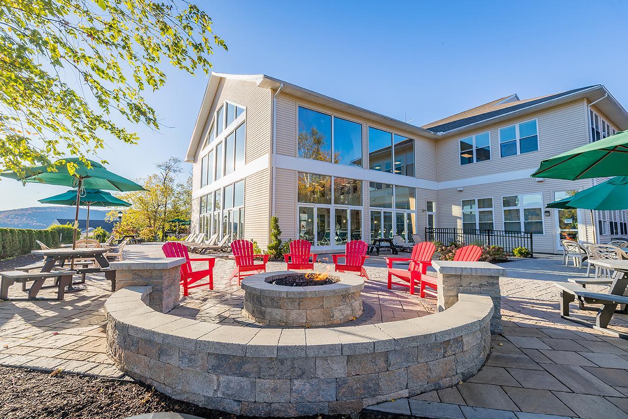 Vacation Village In The Berkshires Hancock Εξωτερικό φωτογραφία The Student Union Building at the University of New England